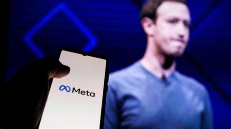 S­o­s­y­a­l­ ­m­e­d­y­a­ ­d­e­v­i­ ­M­e­t­a­,­ ­1­1­ ­b­i­n­ ­k­i­ş­i­y­i­ ­i­ş­t­e­n­ ­ç­ı­k­a­r­d­ı­